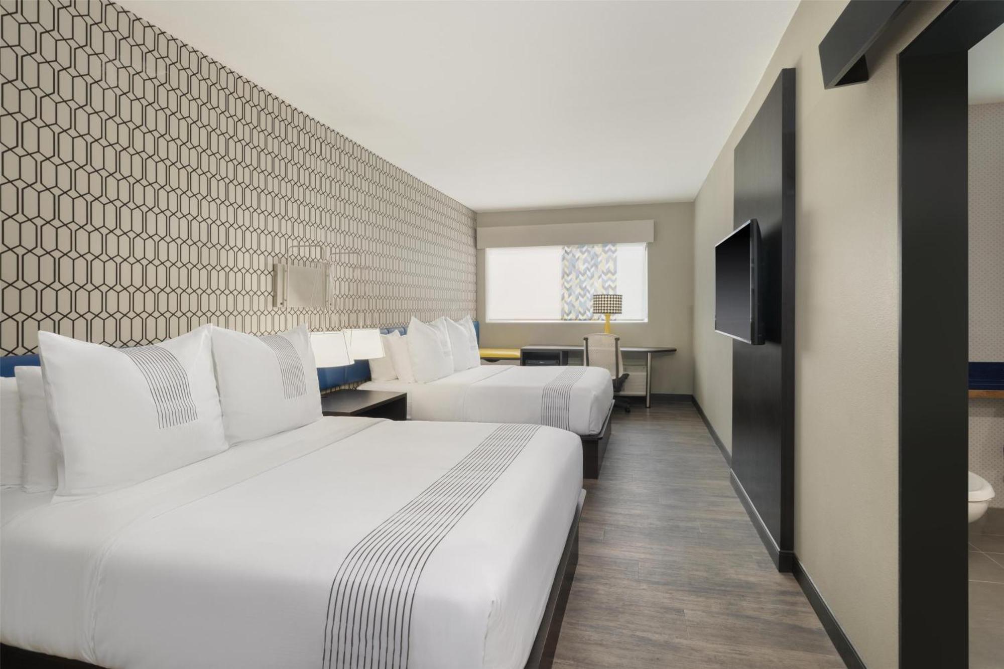 Glo Best Western Tulsa-Catoosa East Route 66 Экстерьер фото